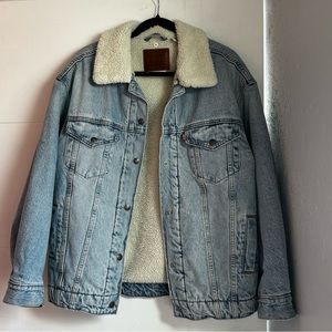 Levi's oversized denim jacket